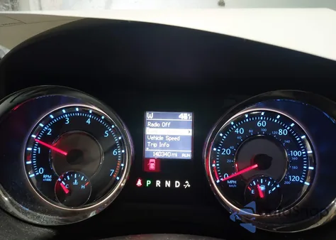 2013 Chrysler Town & Country Touring z USA, uszkodzony, nr VIN 2C4RC1BG3DR511843